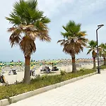 Matias Beach Apartment